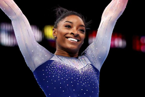 Simone Biles Analyzes Her Gold Medal-Winning Vault: ‘Don’t Trip, Don’t Trip’