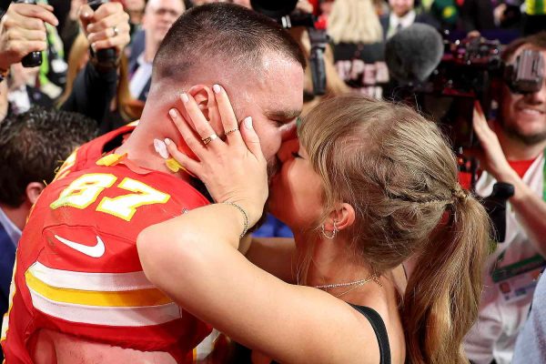 When Will Taylor Swift and Travis Kelce See Each Other Again? Inside Their Schedules