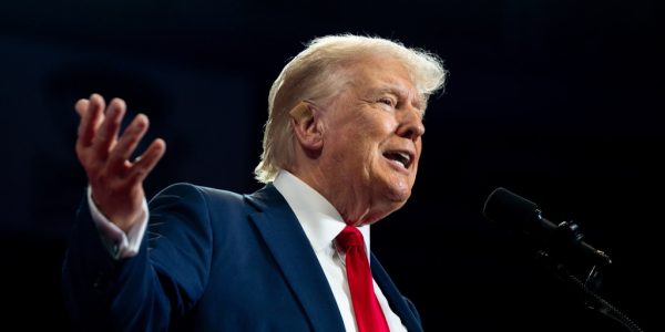 Trump flunks basic science yet again in speech insulting Harris’ intelligence